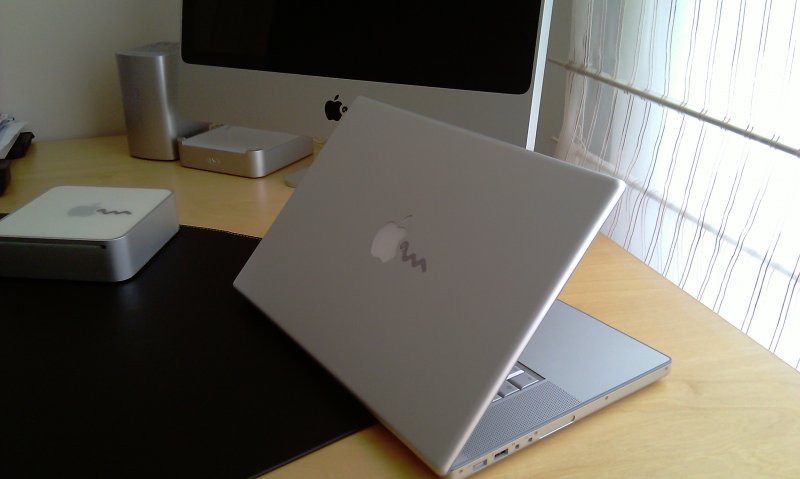 Dr. İlker Yılmaz -iMac, MacBook Pro, Mac Mini